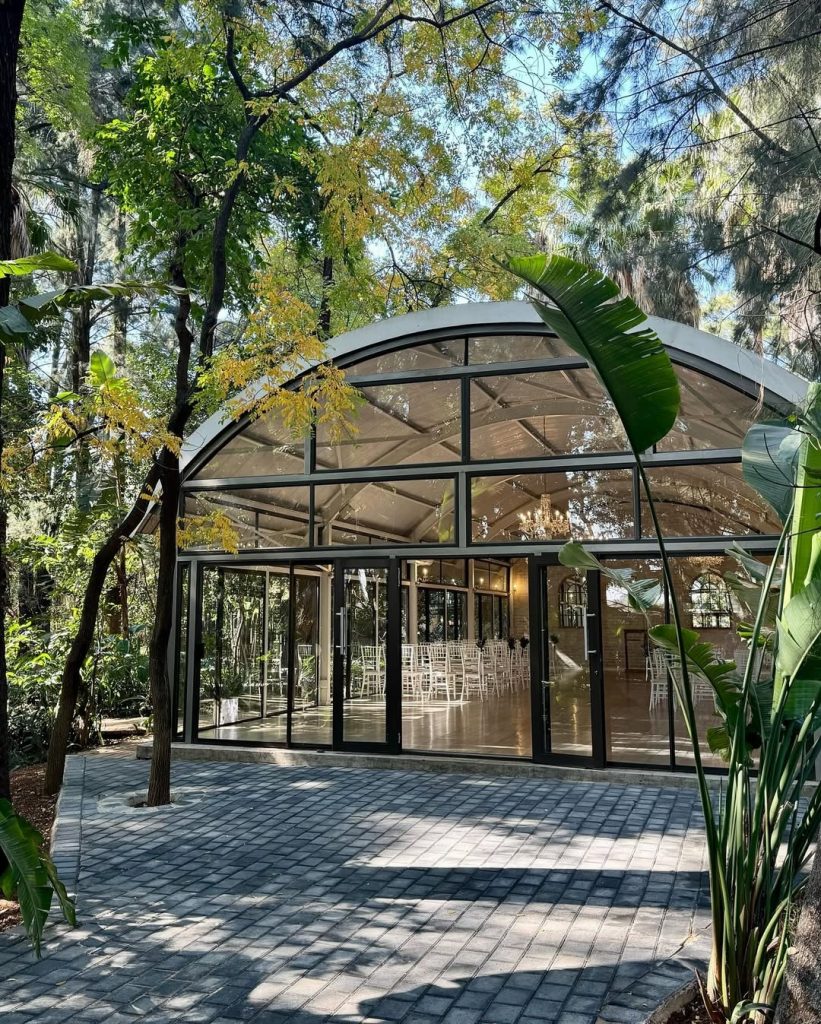 Picsart_25-05-07_16-33-31-720