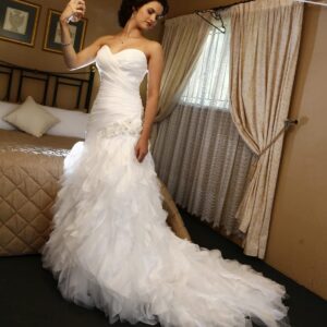 Maggie Sottero Preloved Wedding Dress