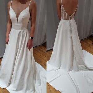 Essence of Australia D3080 Preloved Wedding Dress