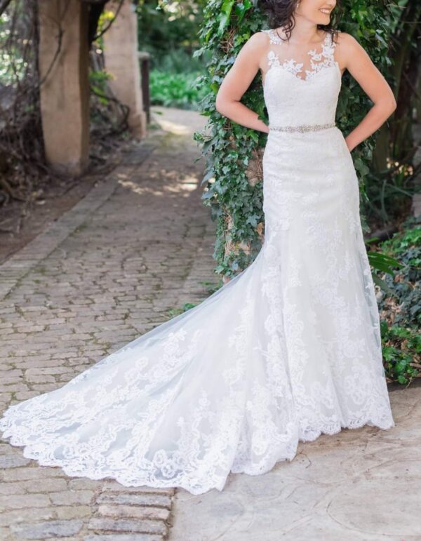 Modeca Seline Preloved Wedding Dress