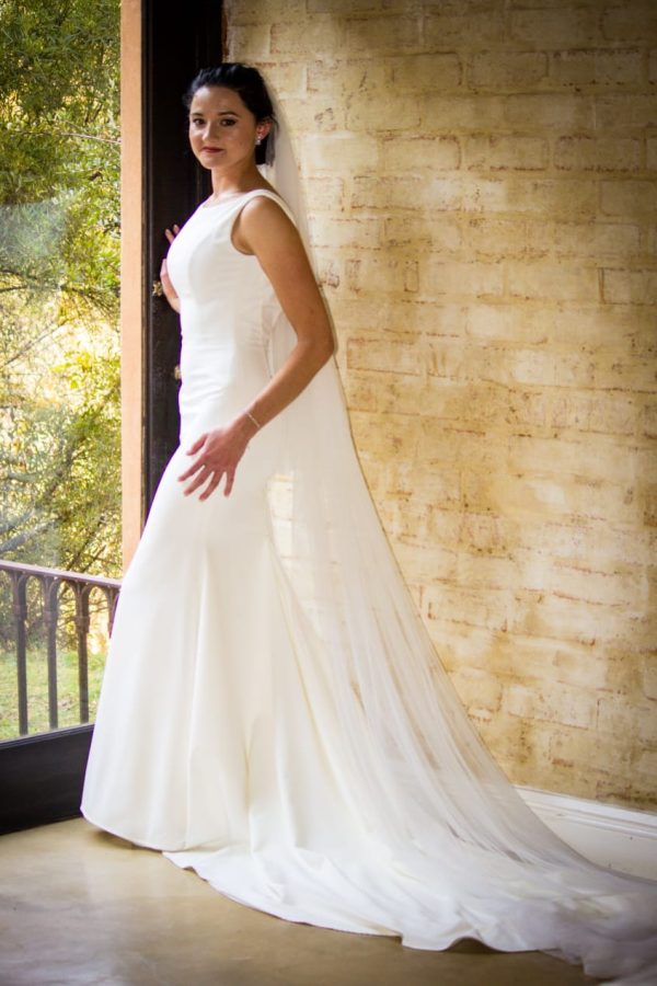 De La Vida Bridal Preloved Wedding Dress