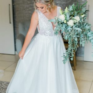 Whimsical Bridal Preloved Wedding Dress