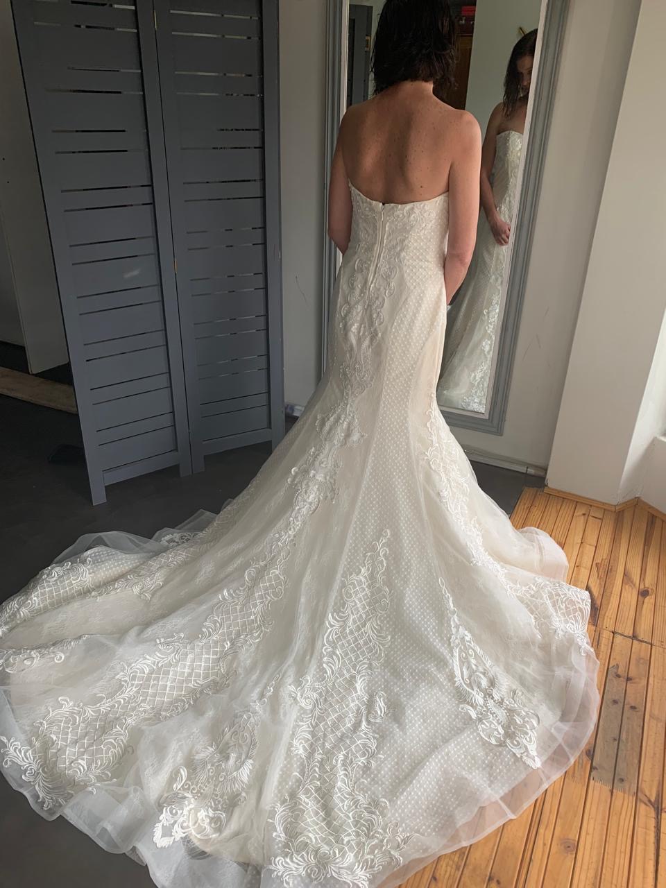 Alena Leena Alena Leena